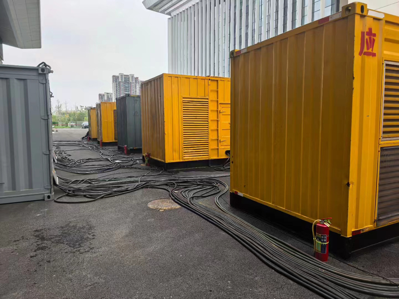 青湖路街道柴油发电机组冬季保养有哪些注意事项？
